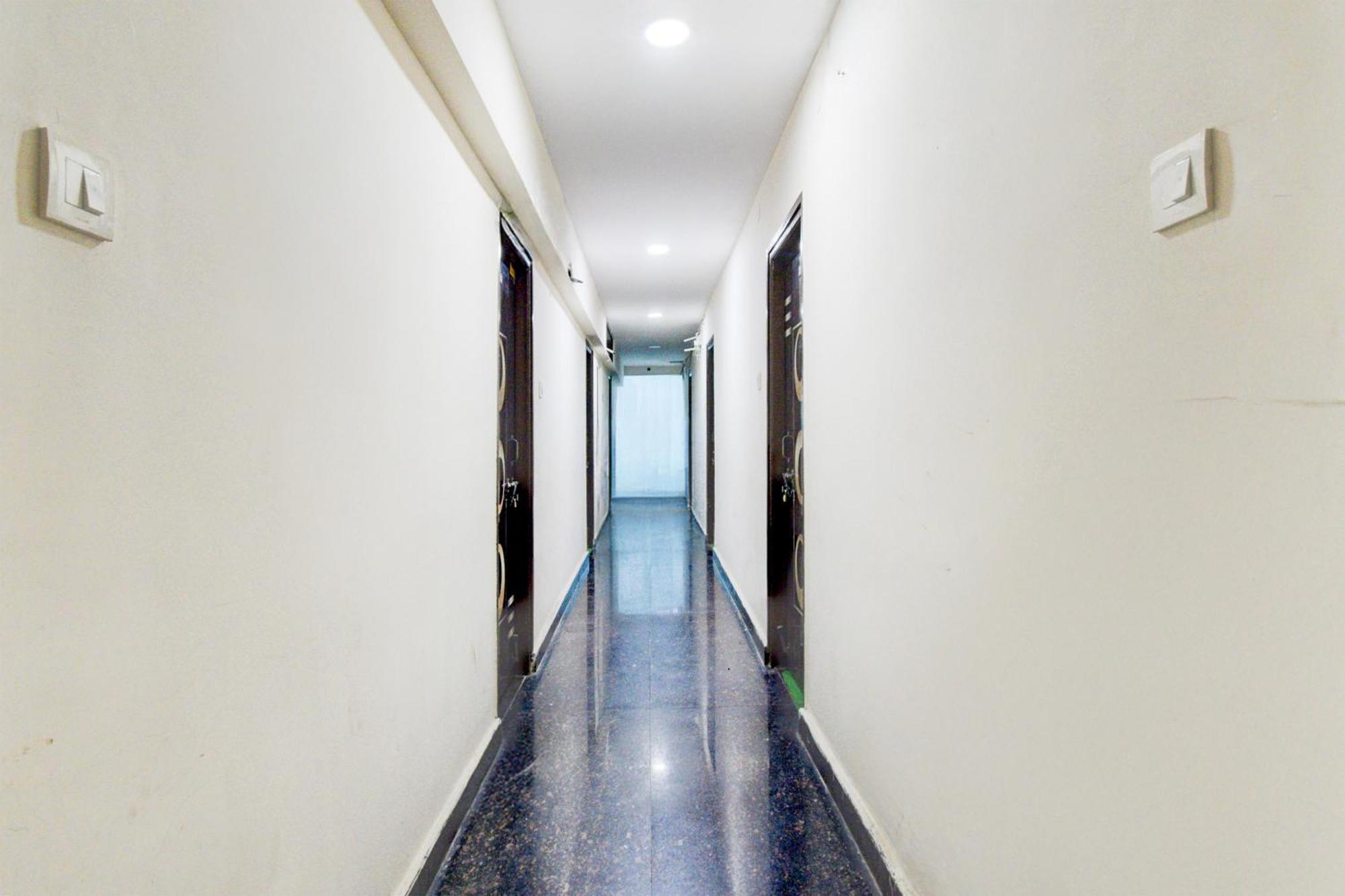 Super Hotel O Malkajgiri Maula Ali エクステリア 写真