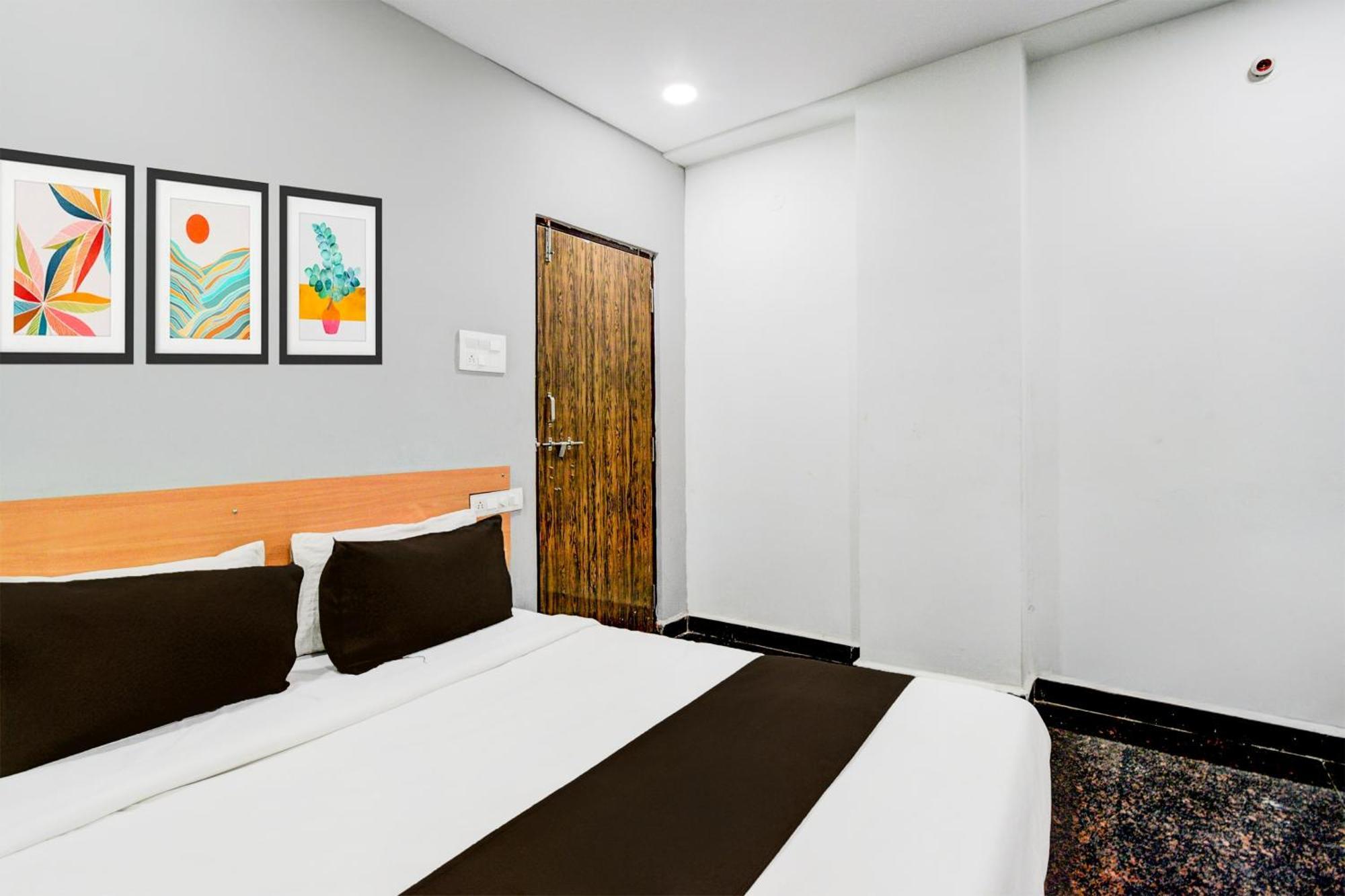Super Hotel O Malkajgiri Maula Ali エクステリア 写真